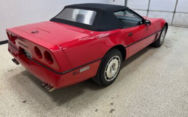 Chevrolet-Corvette-1986-red-74866-5