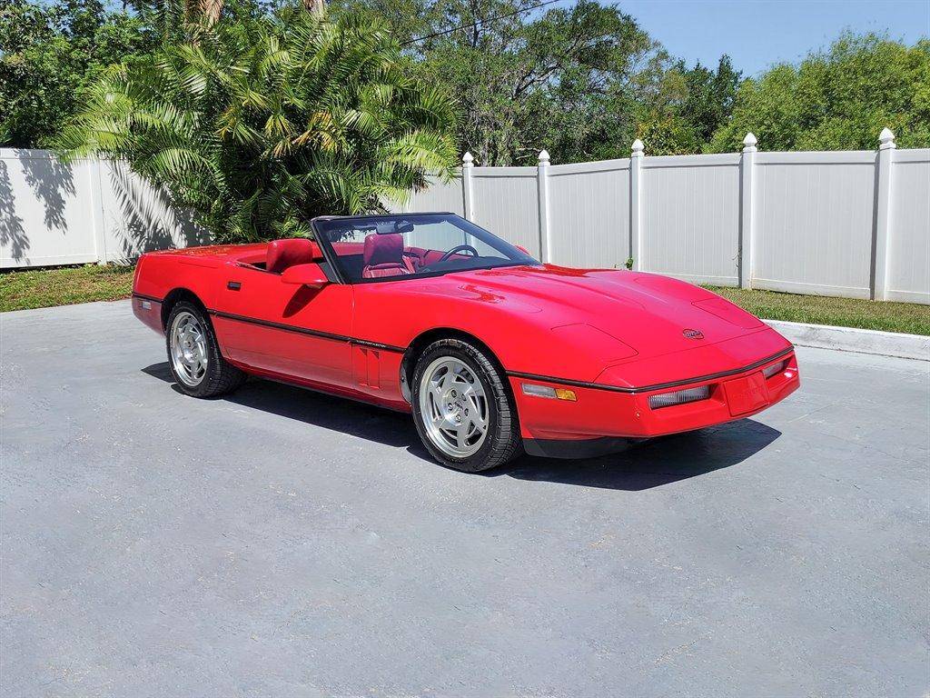 Chevrolet-Corvette-1990-red-40031-13