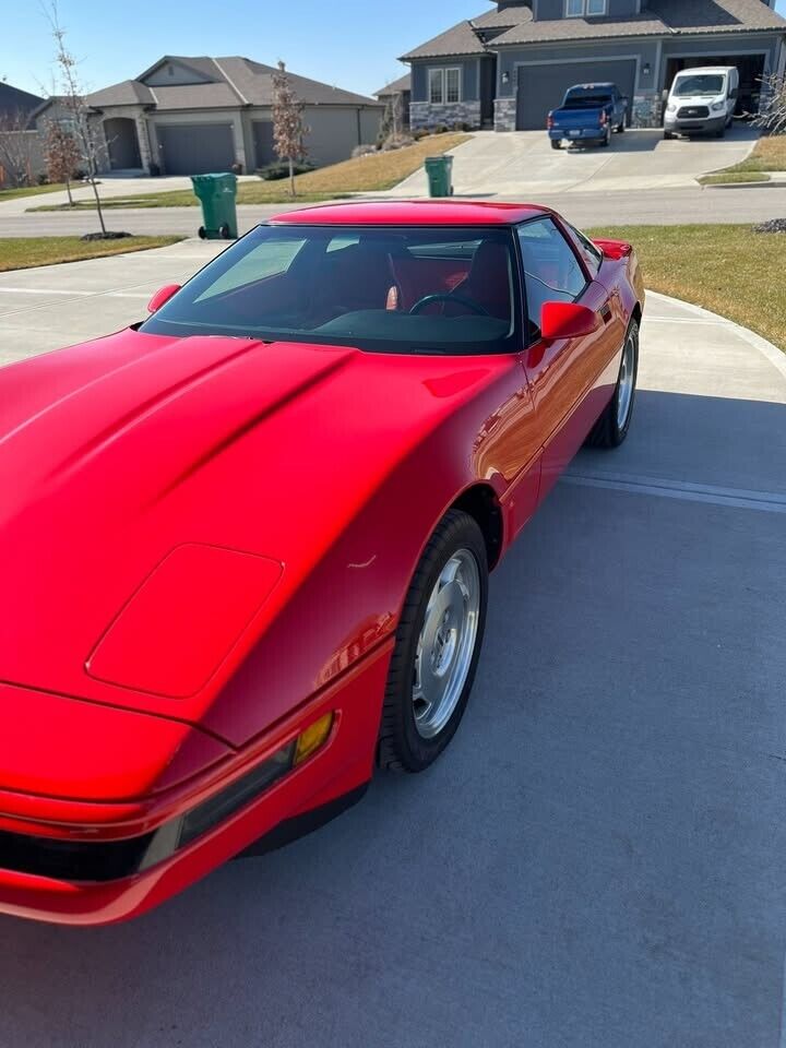 Chevrolet-Corvette-1995-2