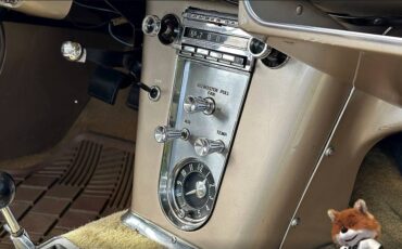 Chevrolet-Corvette-convertible-1962-2-1
