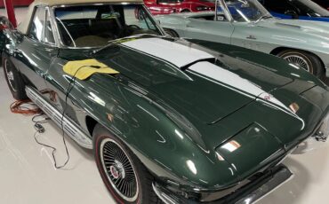 Chevrolet-Corvette-convertible-1967-green-61155-23