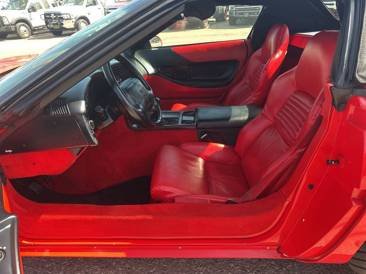 Chevrolet-Corvette-corvette-amp-convertible-1994-red-127069-15