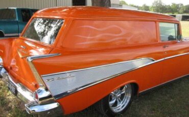 Chevrolet-Handyman-wagon-1957-orange-805-7