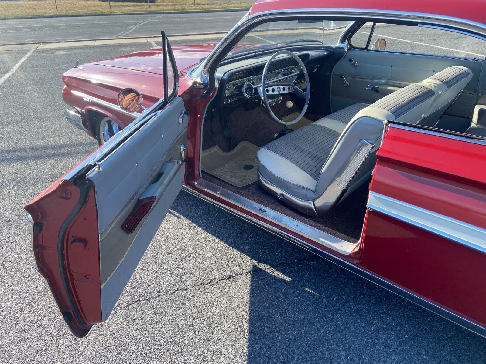 Chevrolet-Impala-1961-25