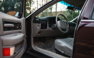 Chevrolet-Impala-1995-13