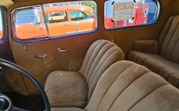 Chevrolet-Standard-1935-Sedan-9