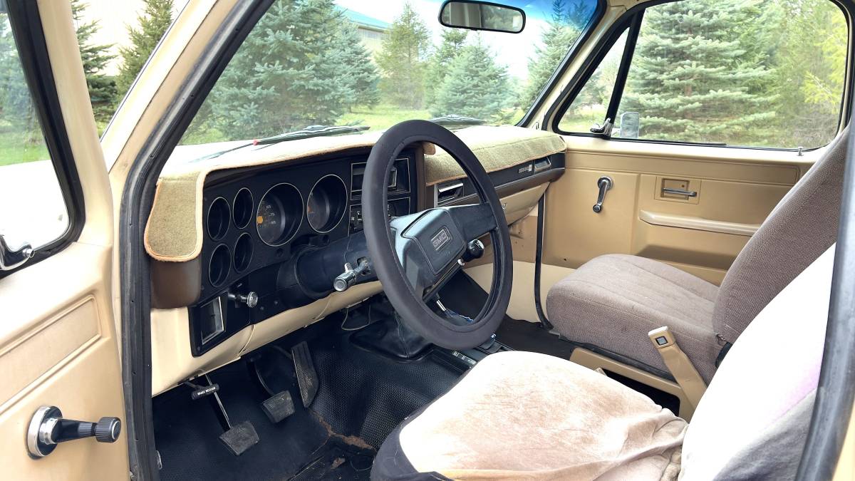 Chevrolet-Truck-1987-custom-162543-5