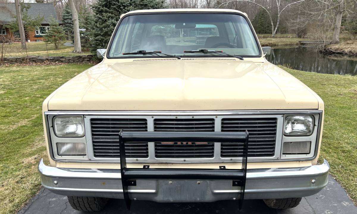 Chevrolet-Truck-1987-custom-162543
