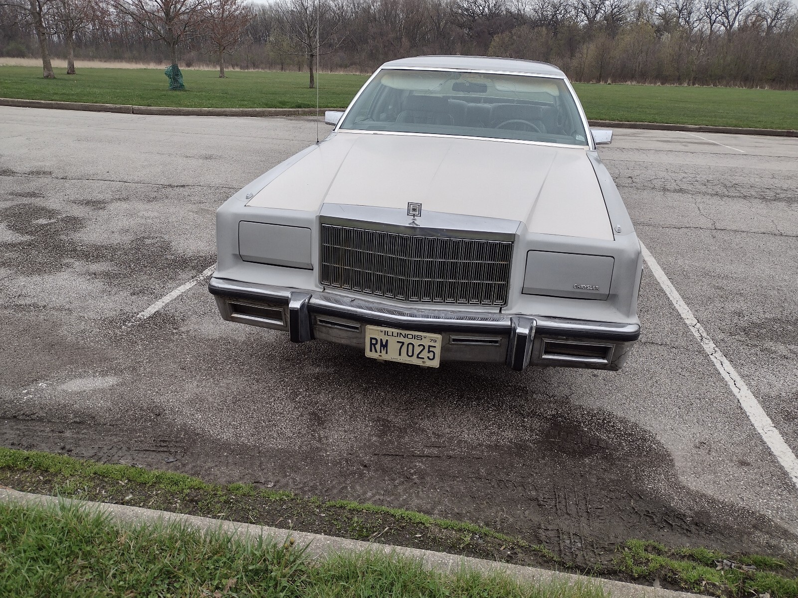 Chrysler-New-Yorker-1979-10