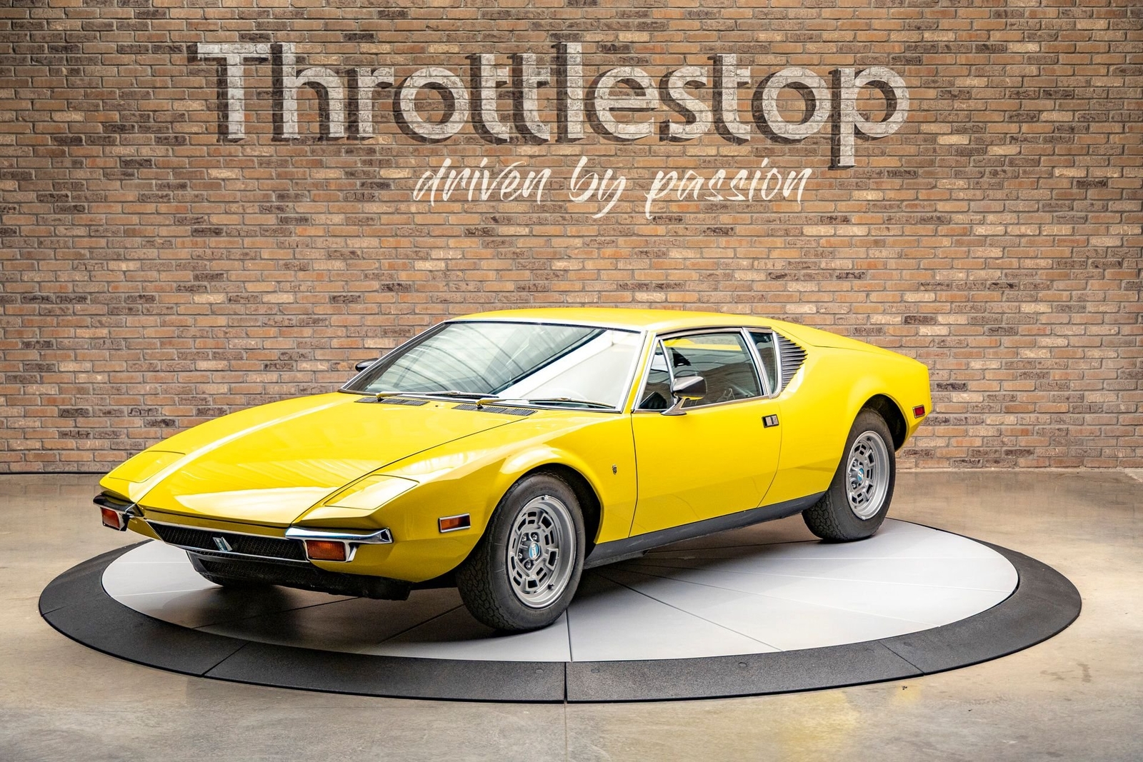 De-Tomaso-Pantera-1971-2