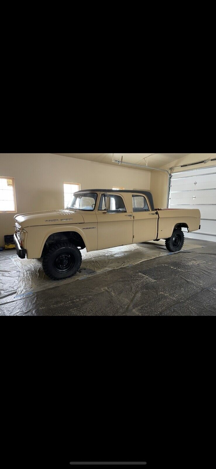 Dodge-Power-Wagon-1964