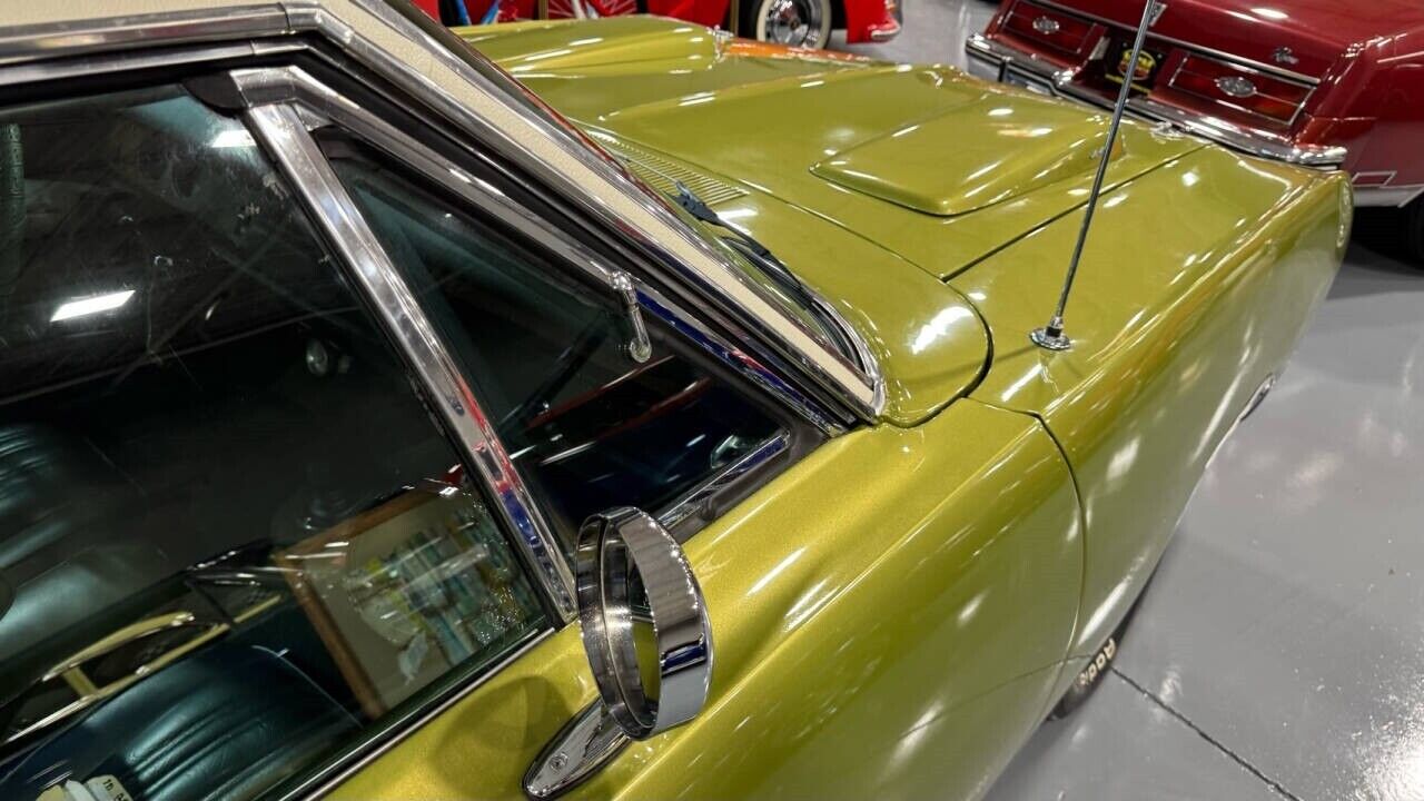 Dodge-Super-Bee-1970-17