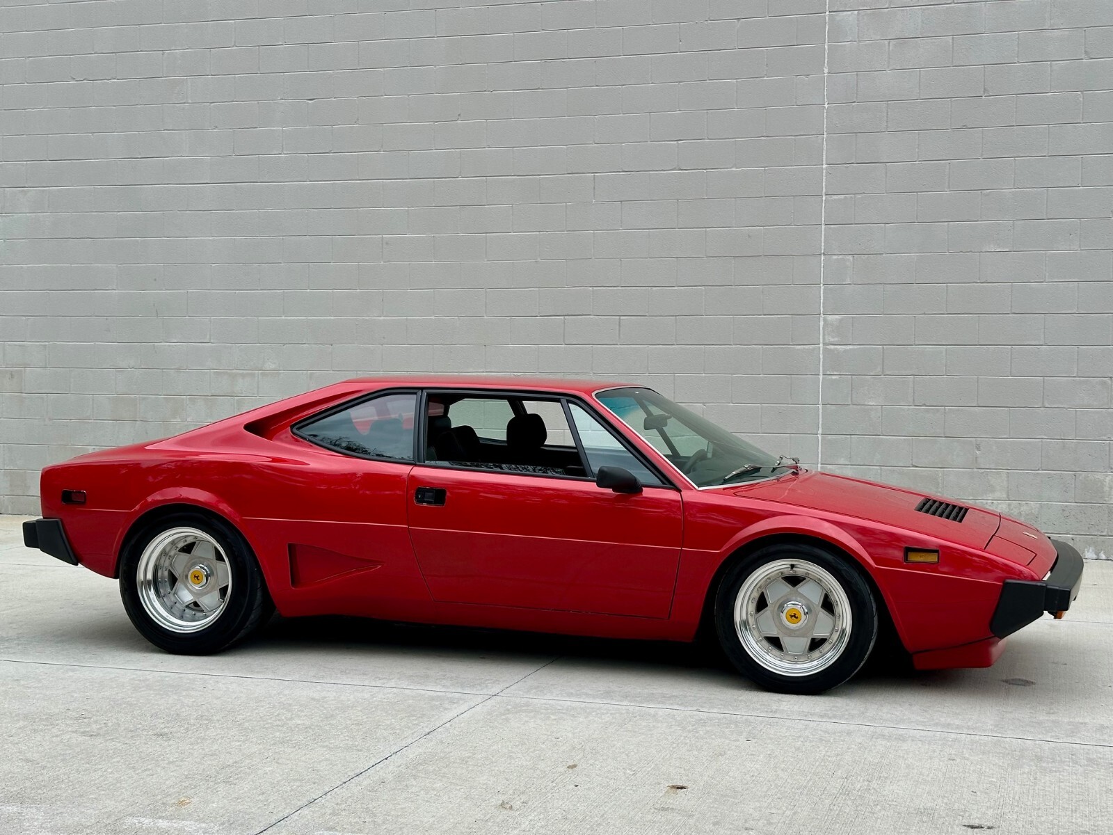 Ferrari-308-1975-14