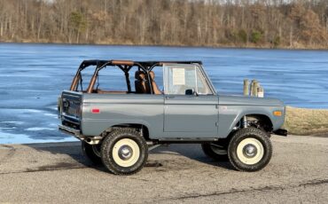 Ford-Bronco-1966-30