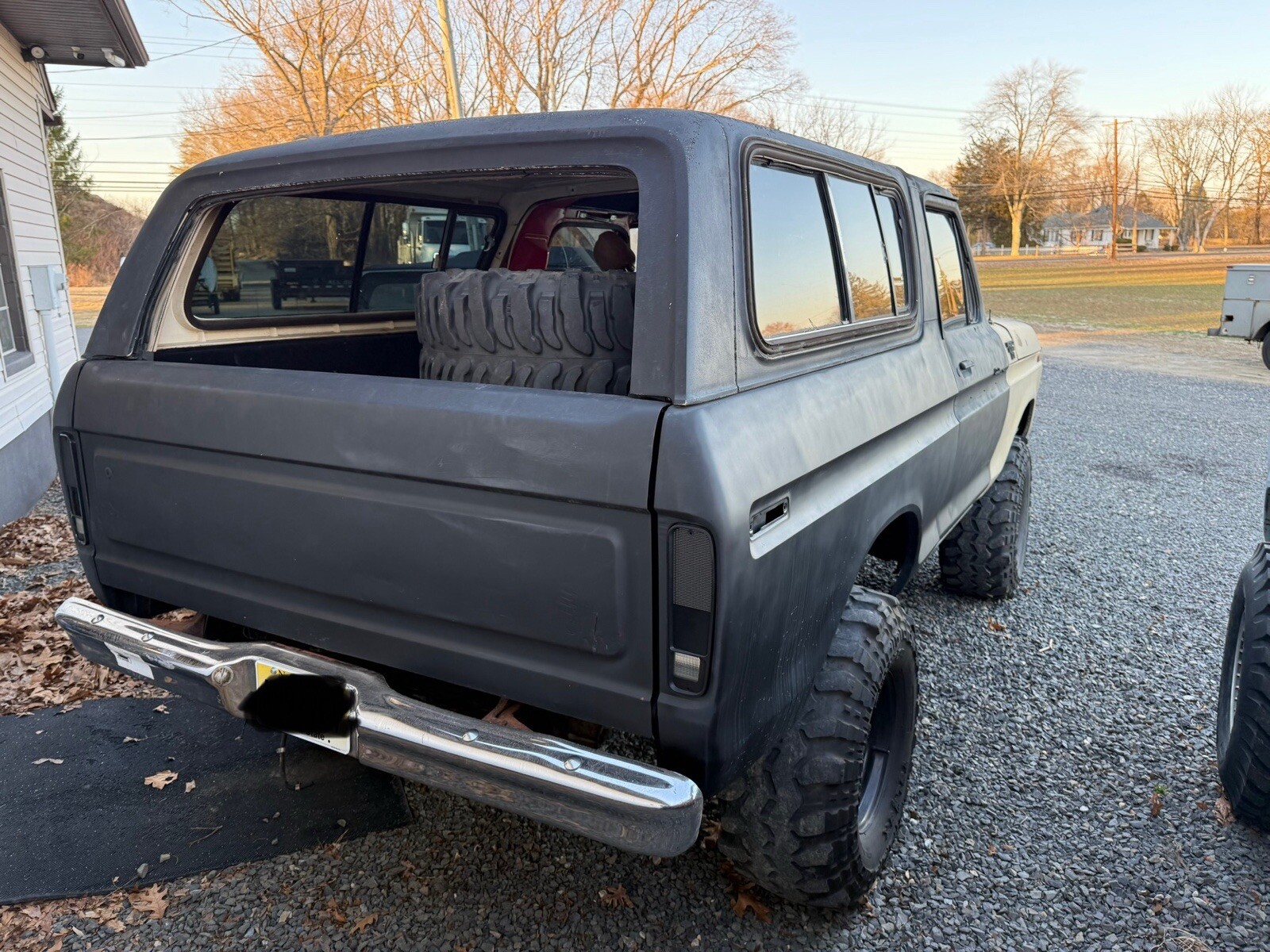Ford-Bronco-1978-3
