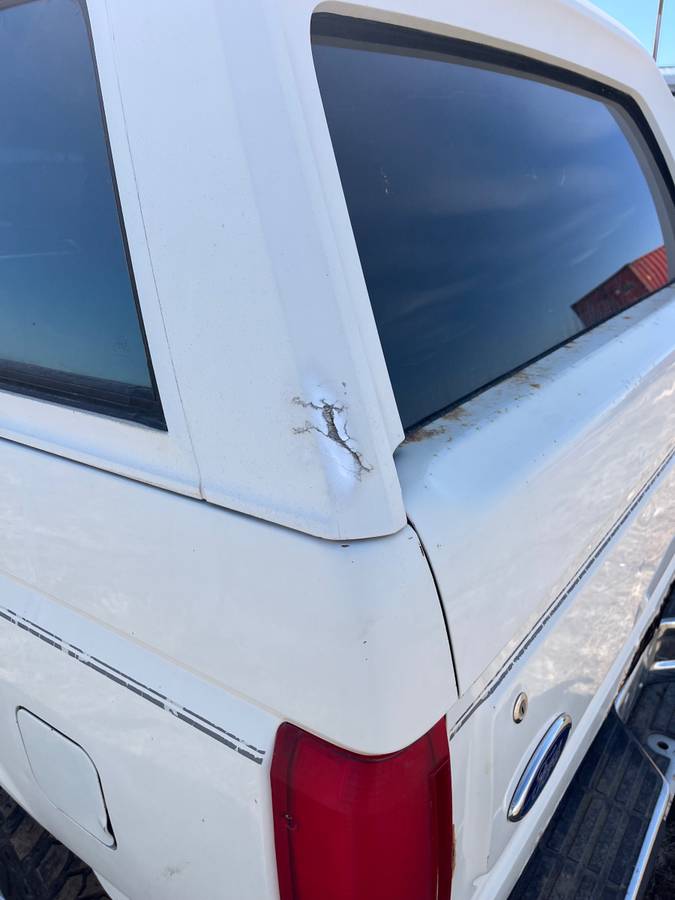 Ford-Bronco-1987-white-121087-6