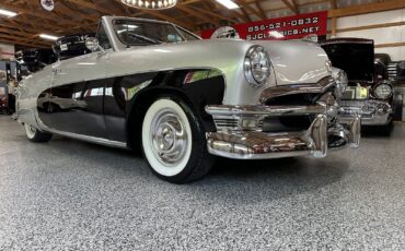 Ford-Crestliner-1950-12