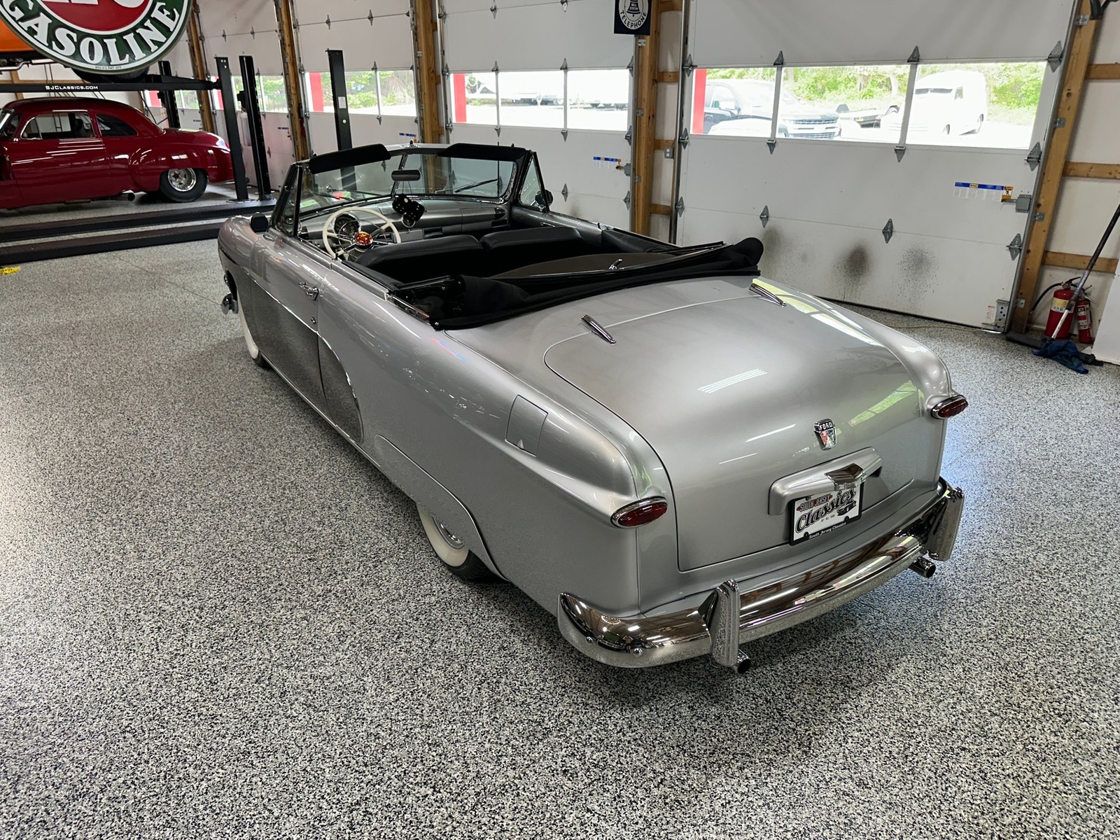 Ford-Crestliner-1950-34