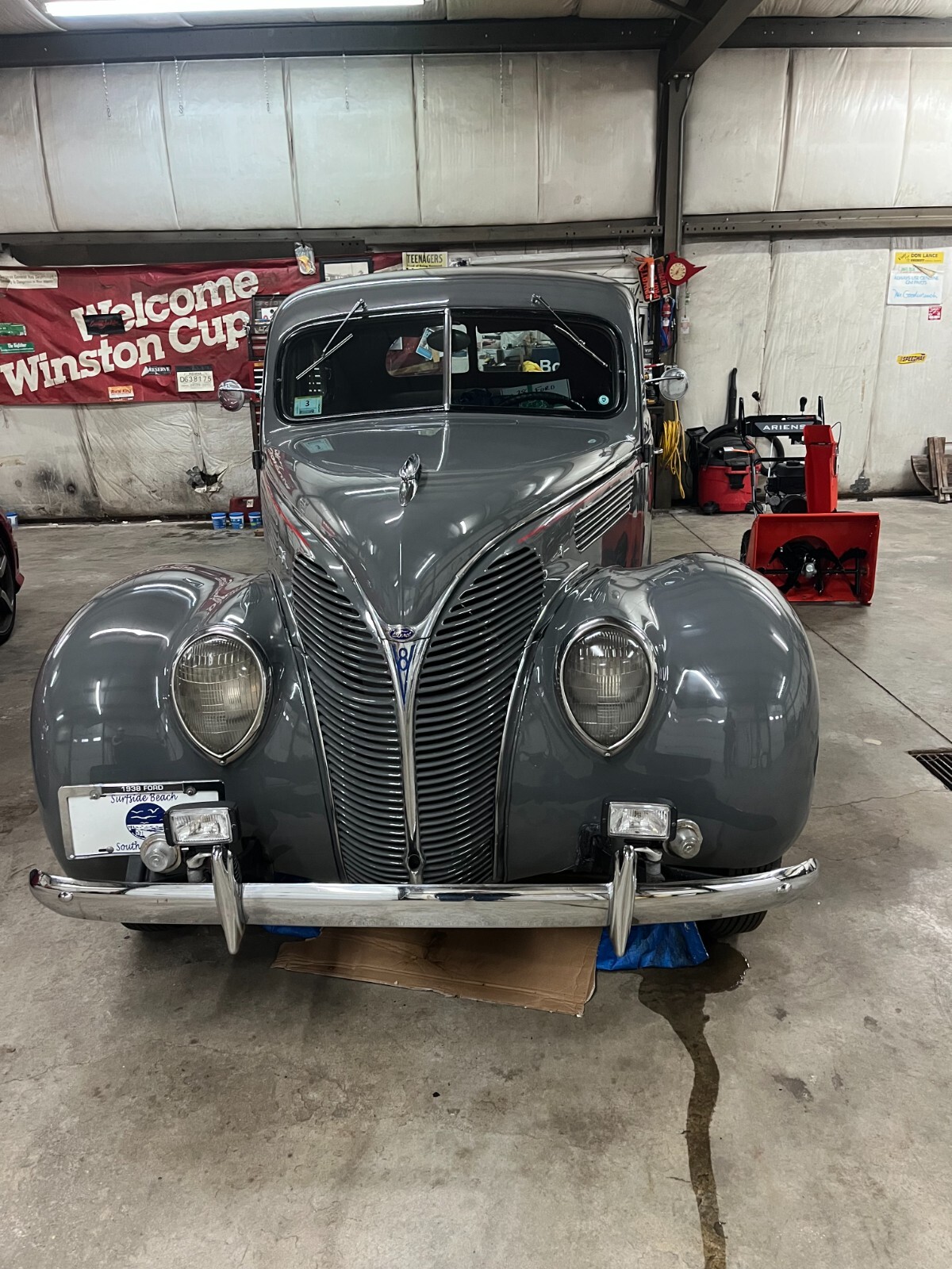 Ford-Deluxe-1938-3
