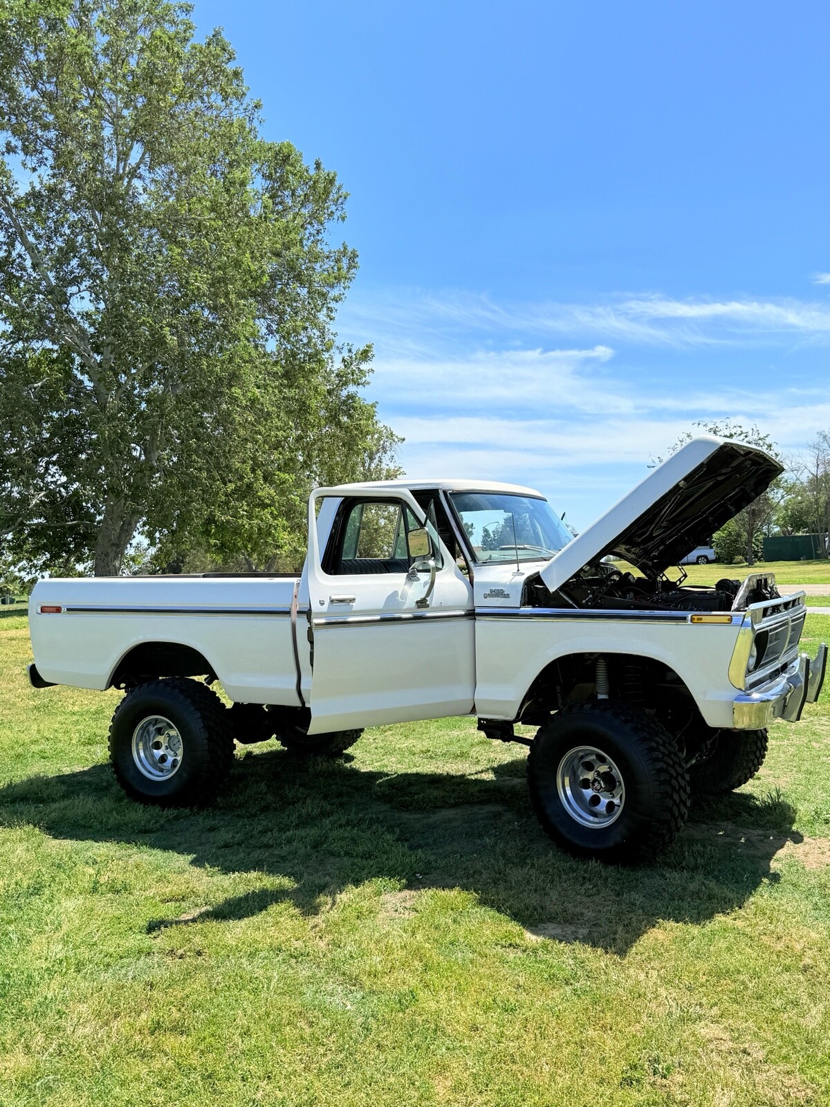 Ford-F-150-1977-7