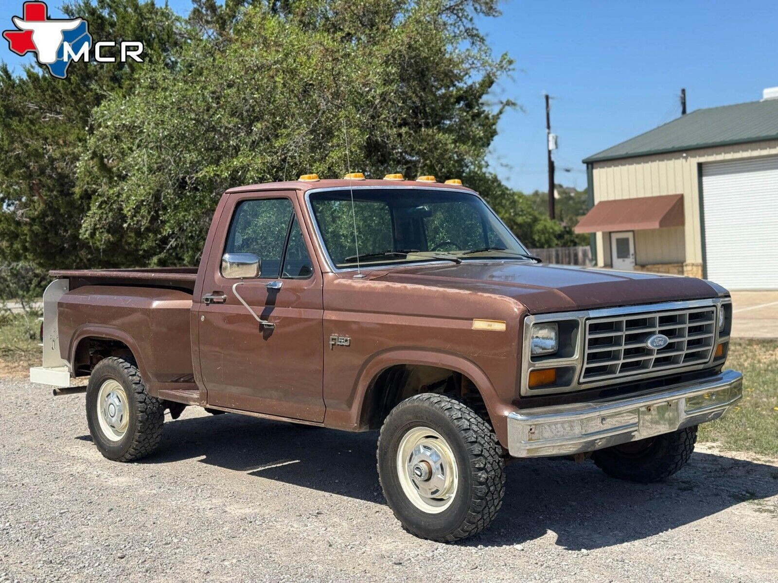 Ford-F-150-1983-10