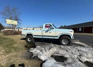 Ford-F-250-1986-56327-1