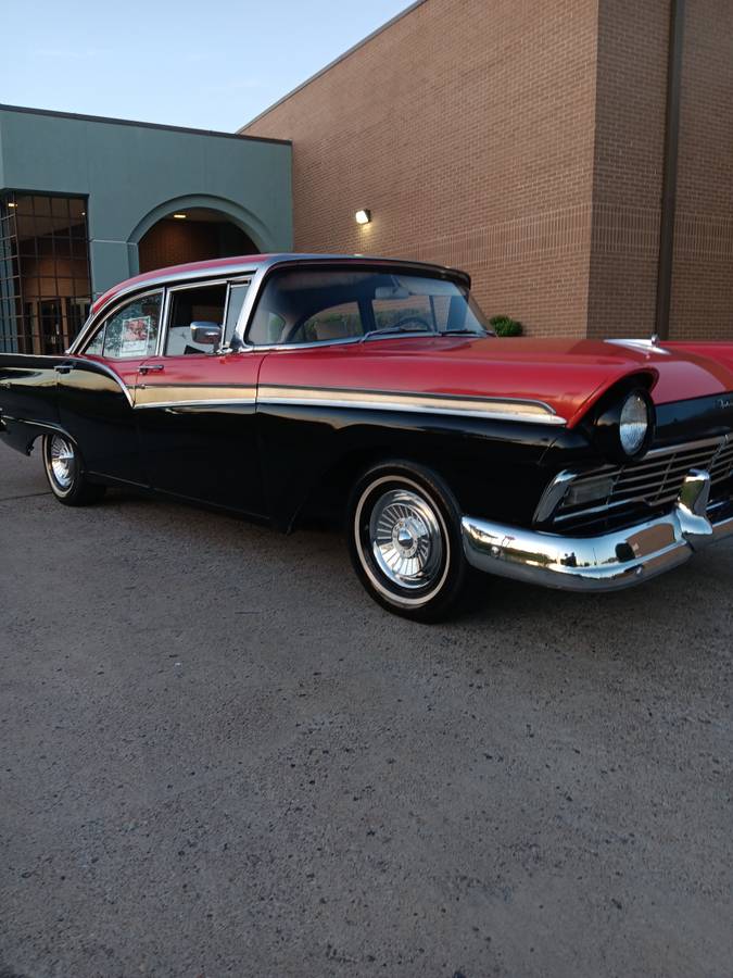 Ford-Fairlane-500-292-1957-red-222894