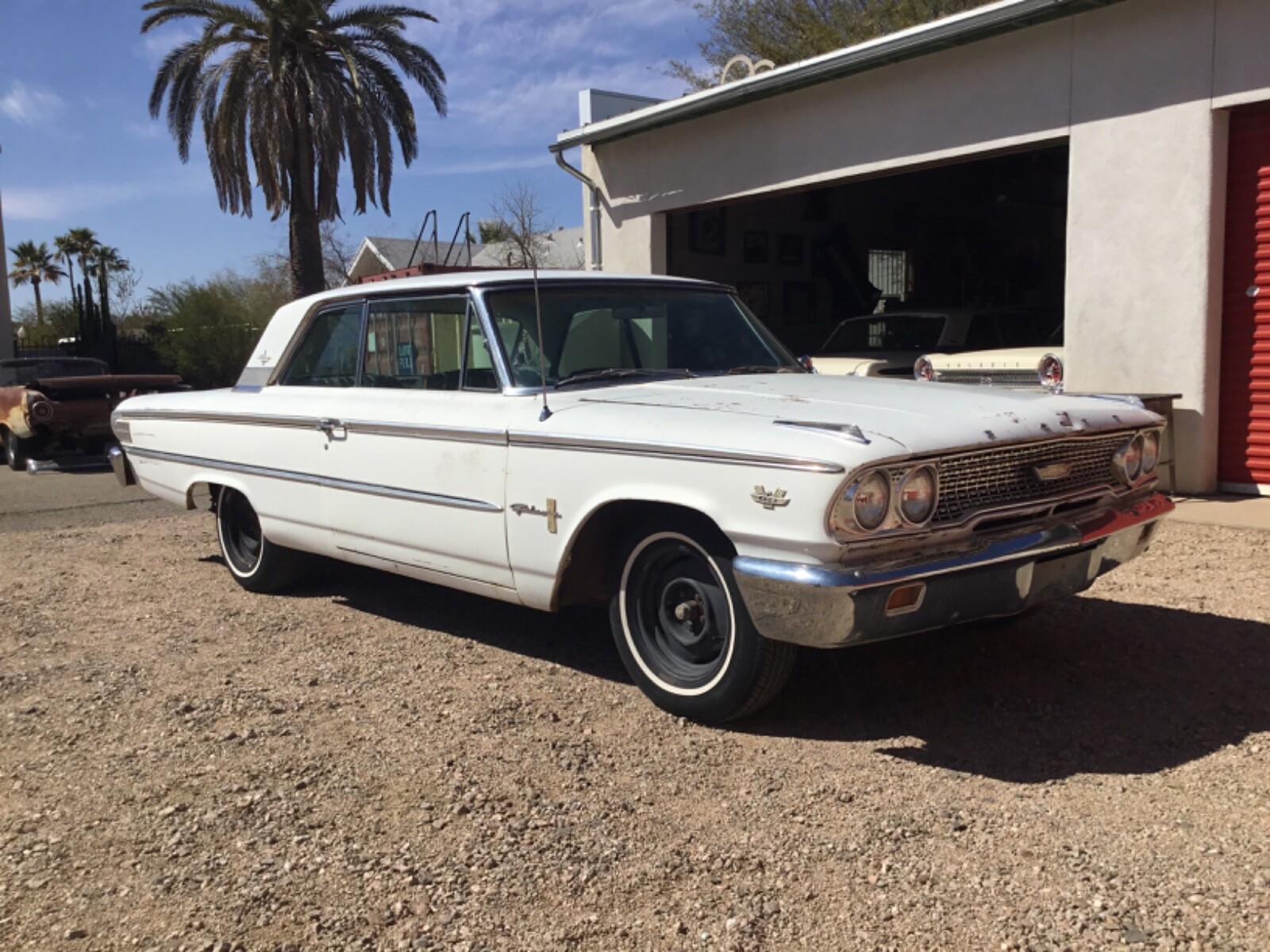 Ford-Galaxie-1963-2