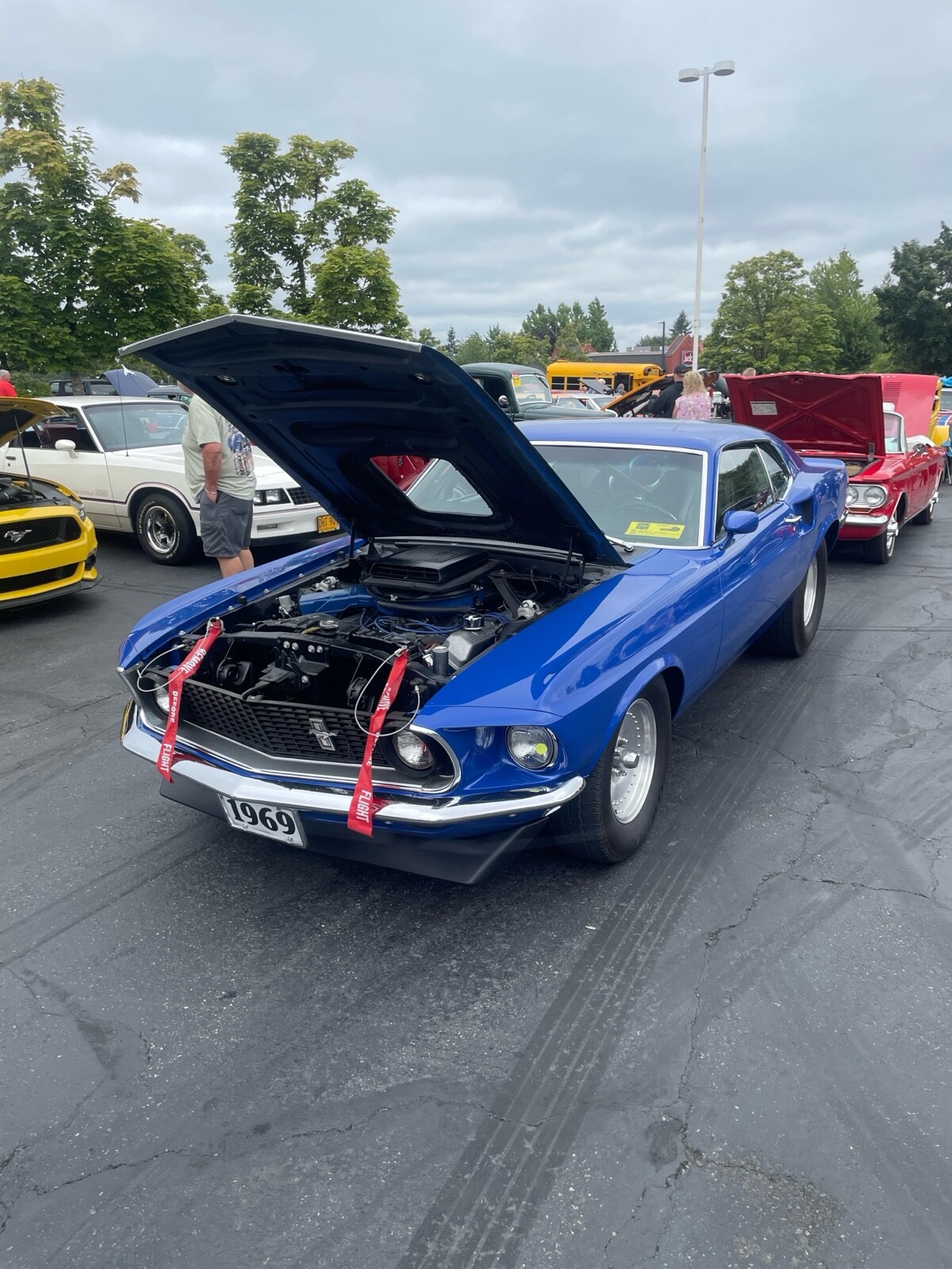 Ford-Mustang-1969-1