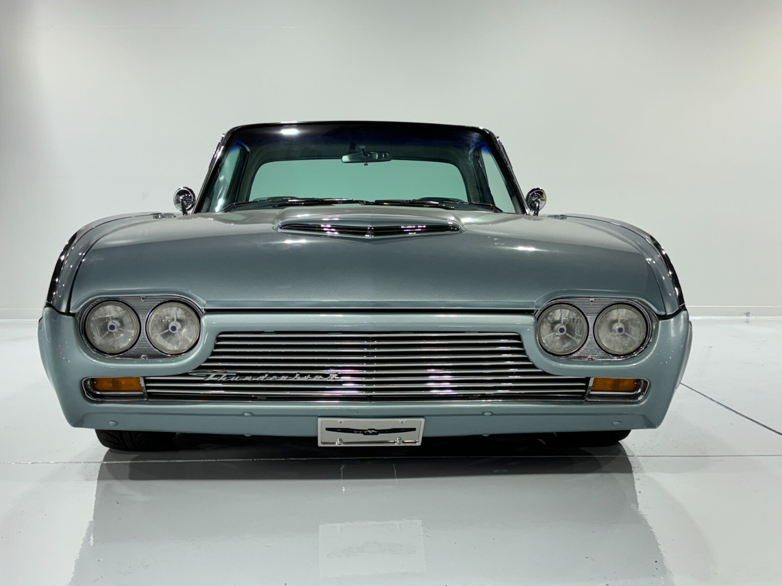 Ford-Thunderbird-1962-3