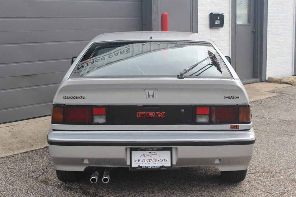 Honda-CRX-1987-5