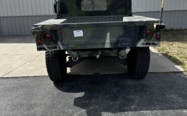 Hummer-H2-1980