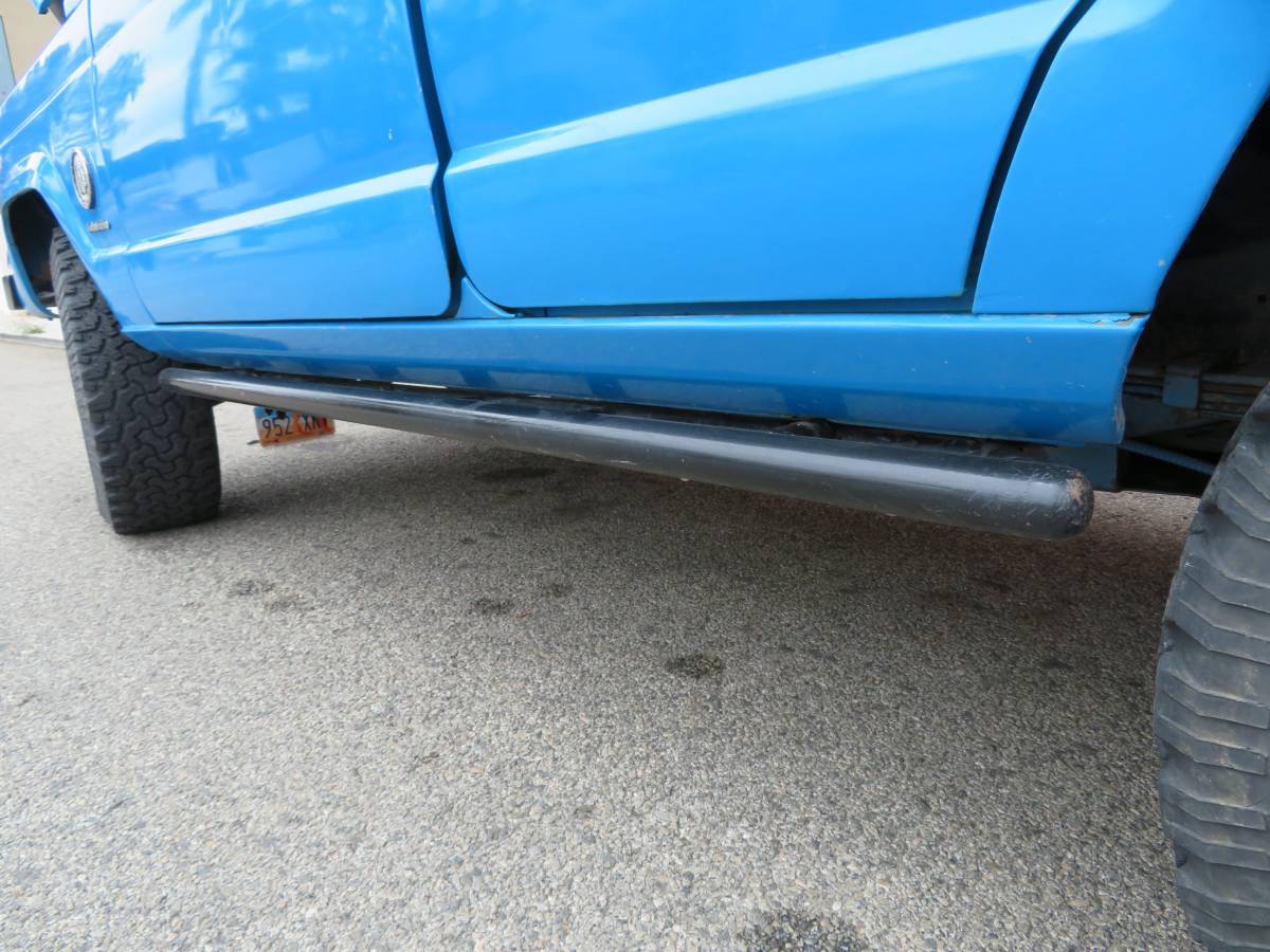 Jeep-Cherokee-1977-blue-33904-21