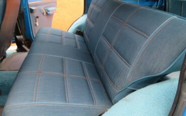 Jeep-Cherokee-1977-blue-33904-8