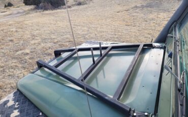 Land-Rover-Defender-1994-15