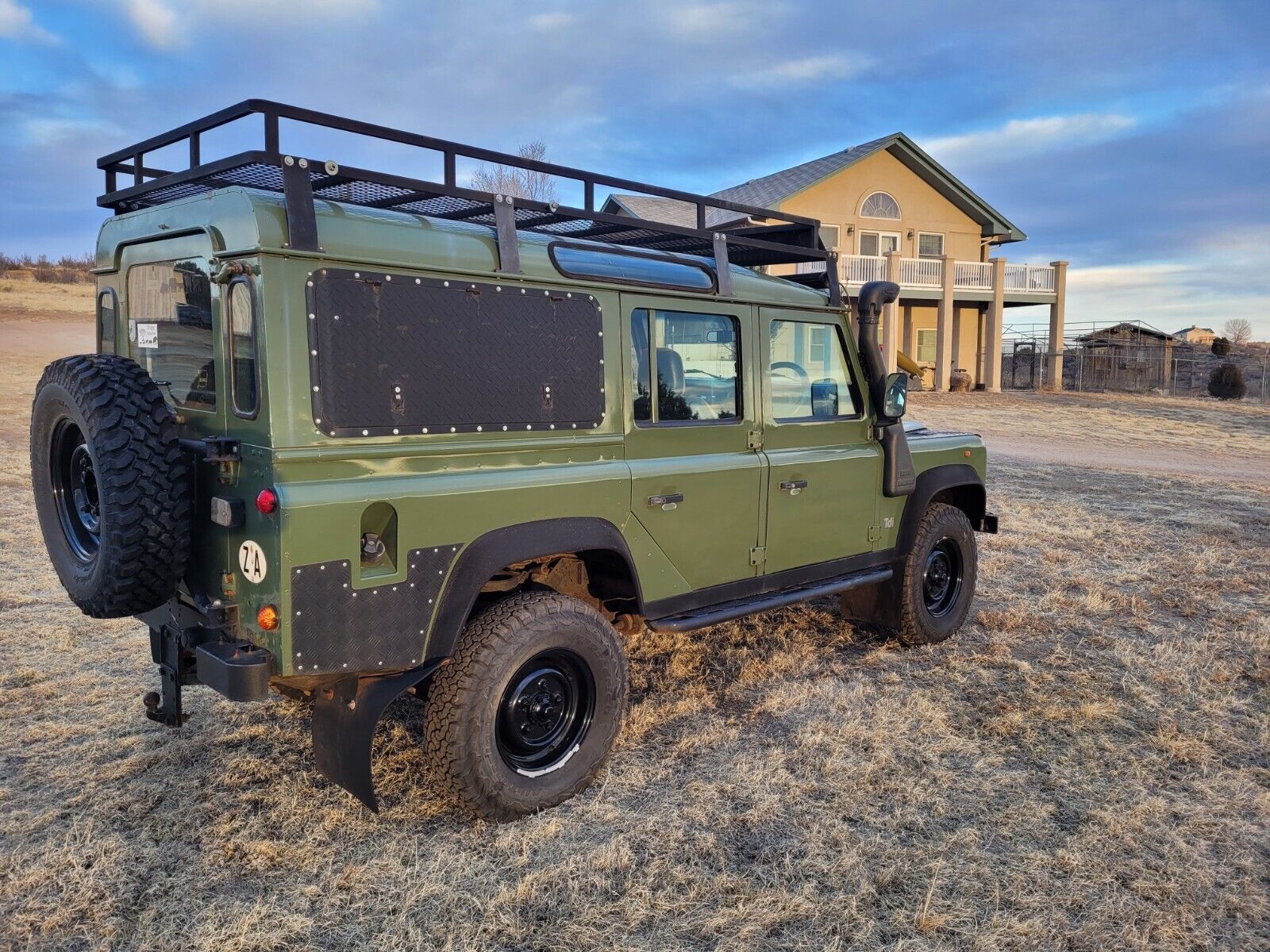 Land-Rover-Defender-1994-6
