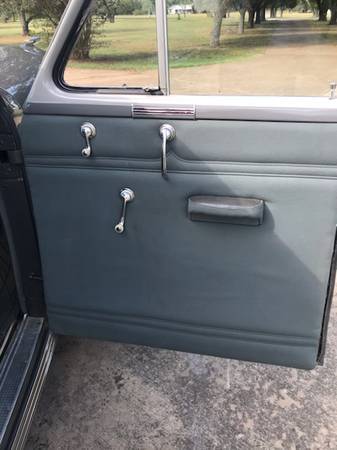 Lasalle-Series-50-sedab-1940-grey-148679-1