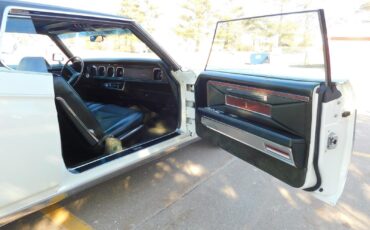 Lincoln-CONTINANTAL-1970-35