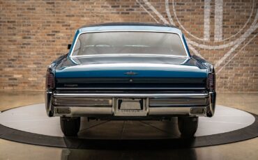 Lincoln-Continental-1965-6