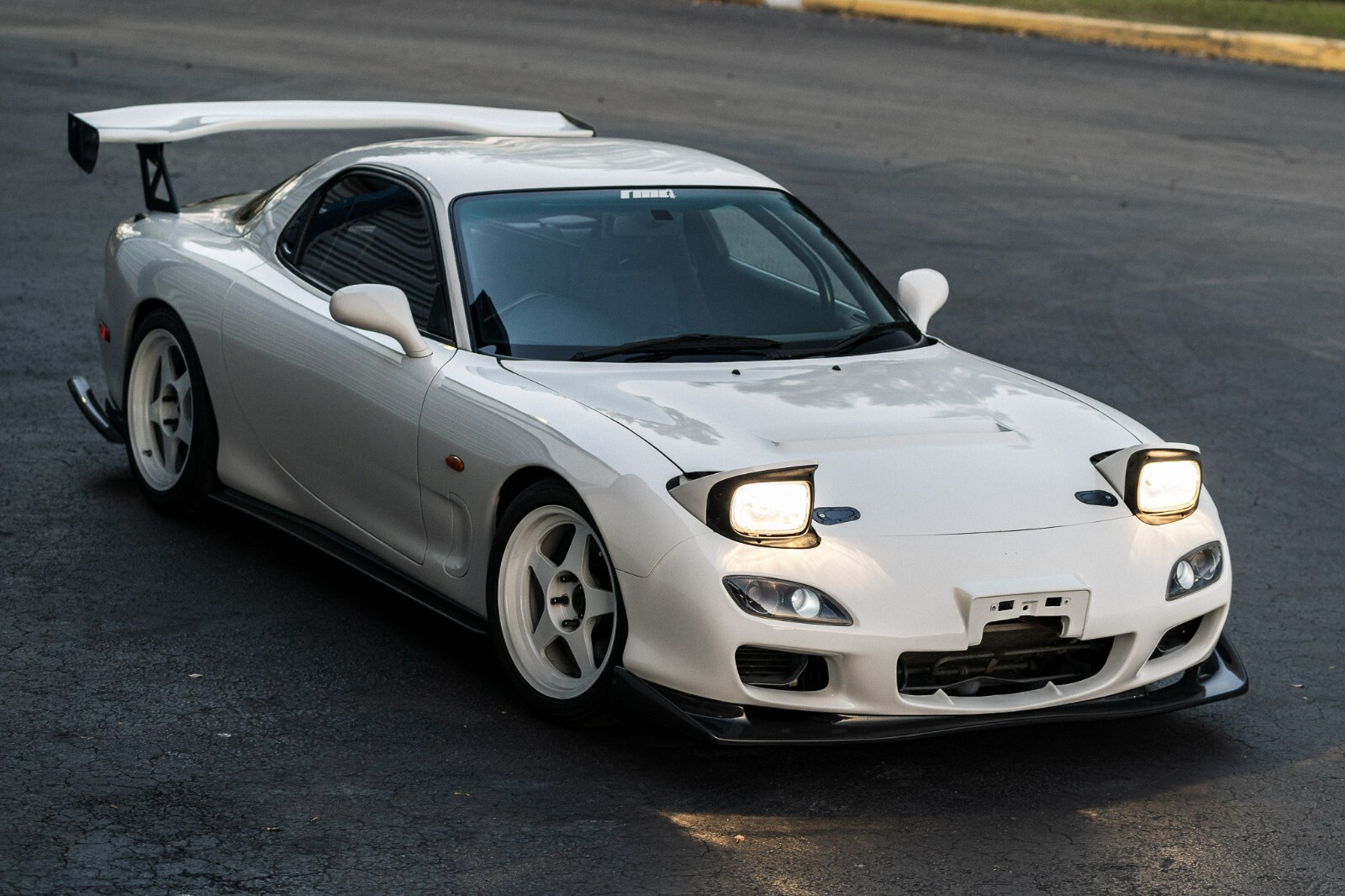 Mazda-RX-7-1993-1
