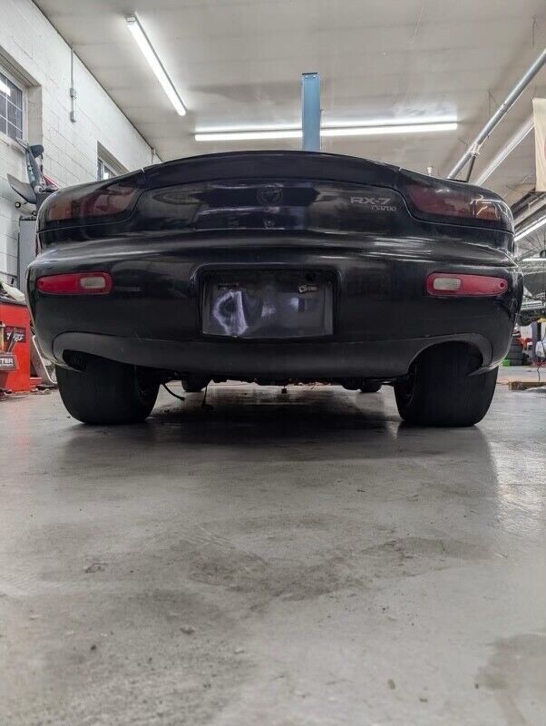 Mazda-RX-7-1993-6