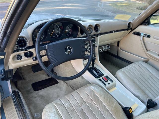 Mercedes-Benz-400-Series-1973-16