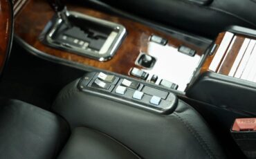 Mercedes-Benz-E-Class-1995-14