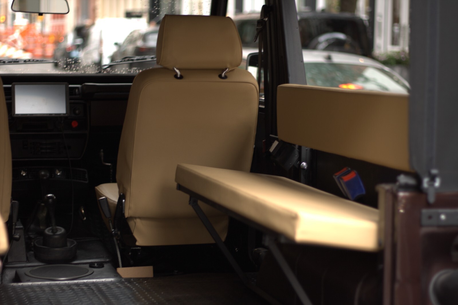 Mercedes-Benz-G-Class-1986-16
