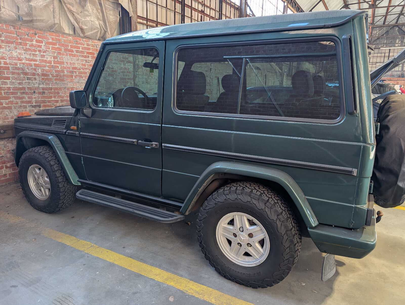 Mercedes-Benz-G-Class-1992-14