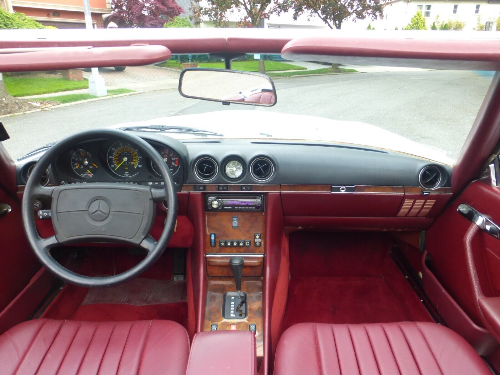 Mercedes-Benz-SL-Class-1988-14