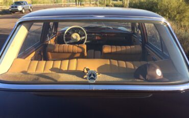 Mercedes-Benz-W108-250SE-1967-9