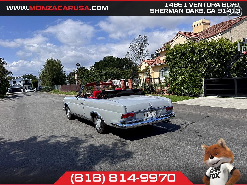 Mercedes-Benz-s220-1962-14