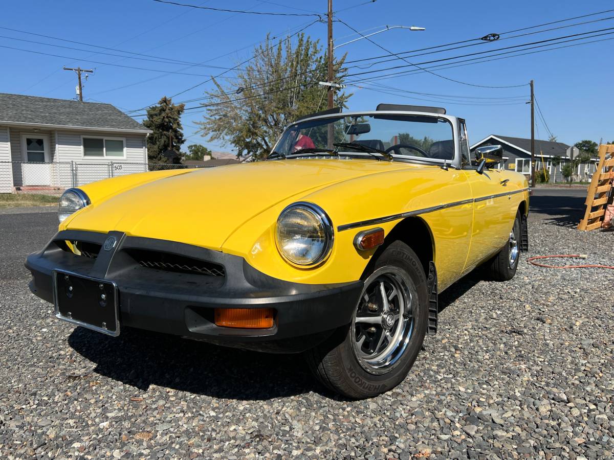 Mg-B-roadster-1979-yellow-156106-5