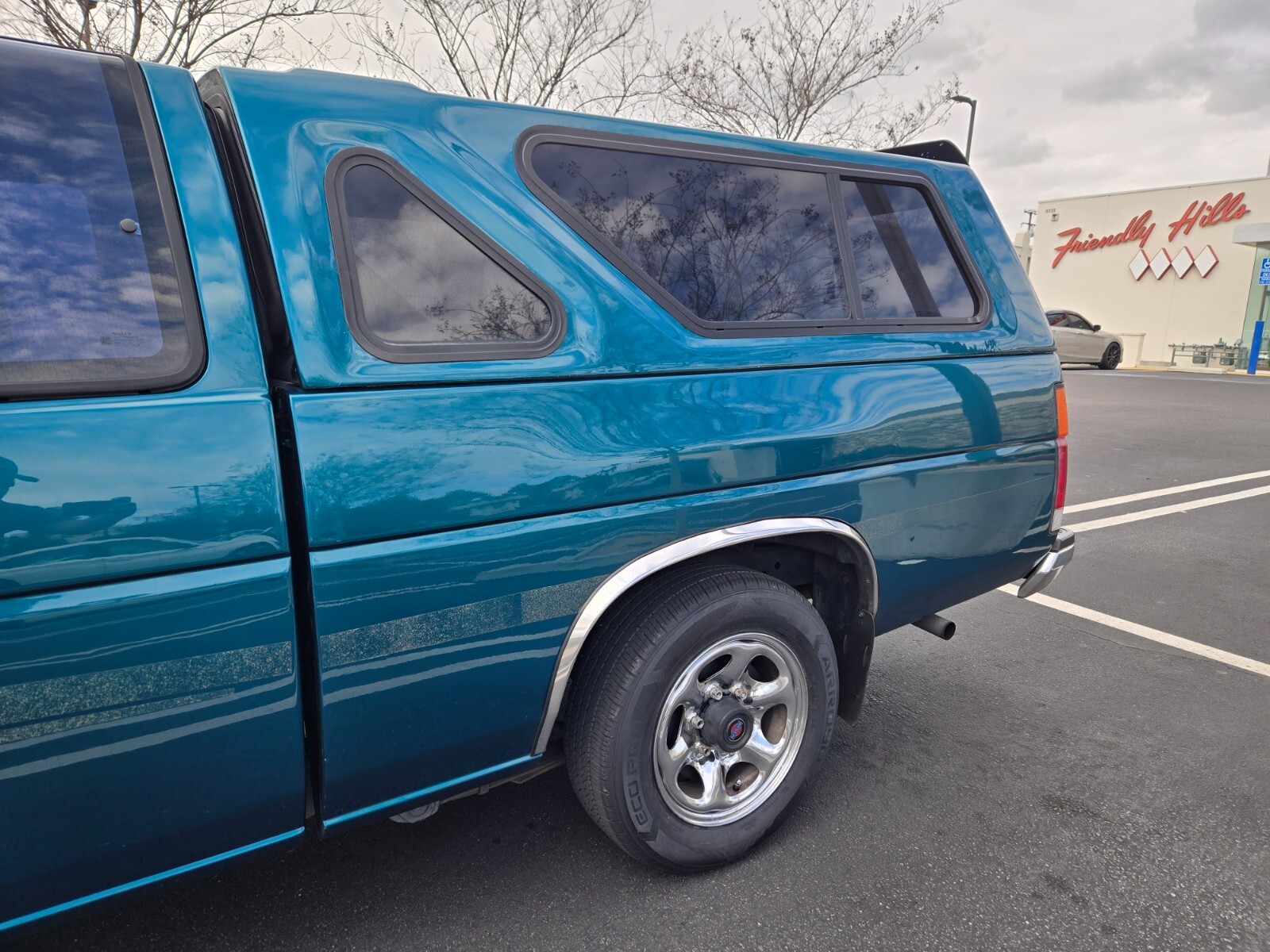 Nissan-Other-Pickups-1995-19